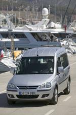 Opel Combo 2001 года
